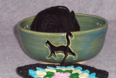 Cat yarn bowl