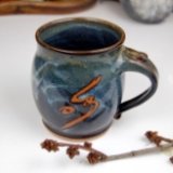 If you love mugs you'll find pottery coffee mugs galore, tips, pics, and more.